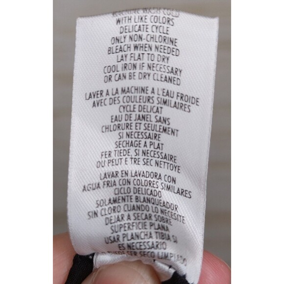 Casual Corner Annex Petites Skirt Size 6 Black/Red Plaid - Picture 8 of 9